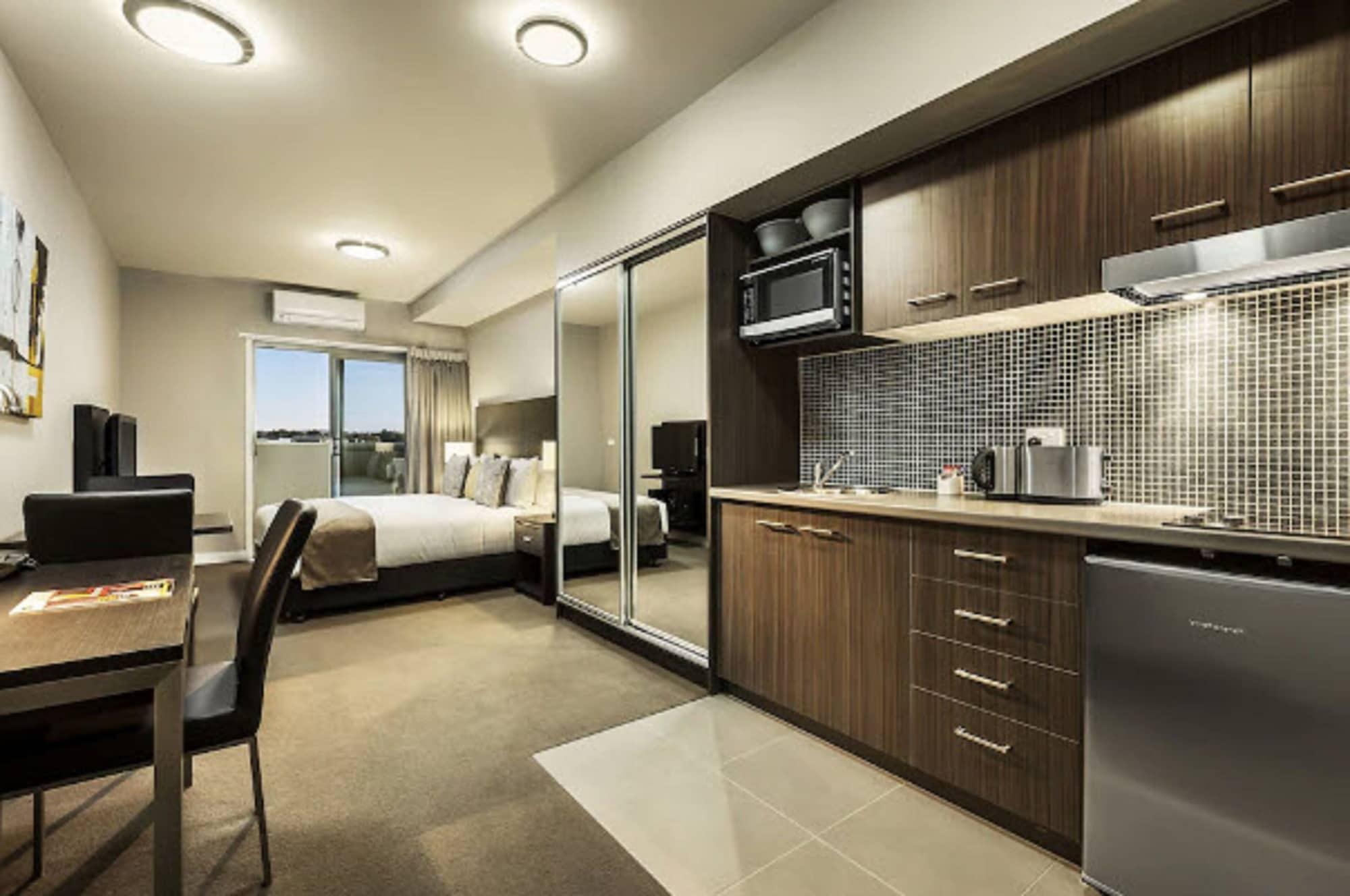 Quest Bundoora Aparthotel Мелбърн Екстериор снимка