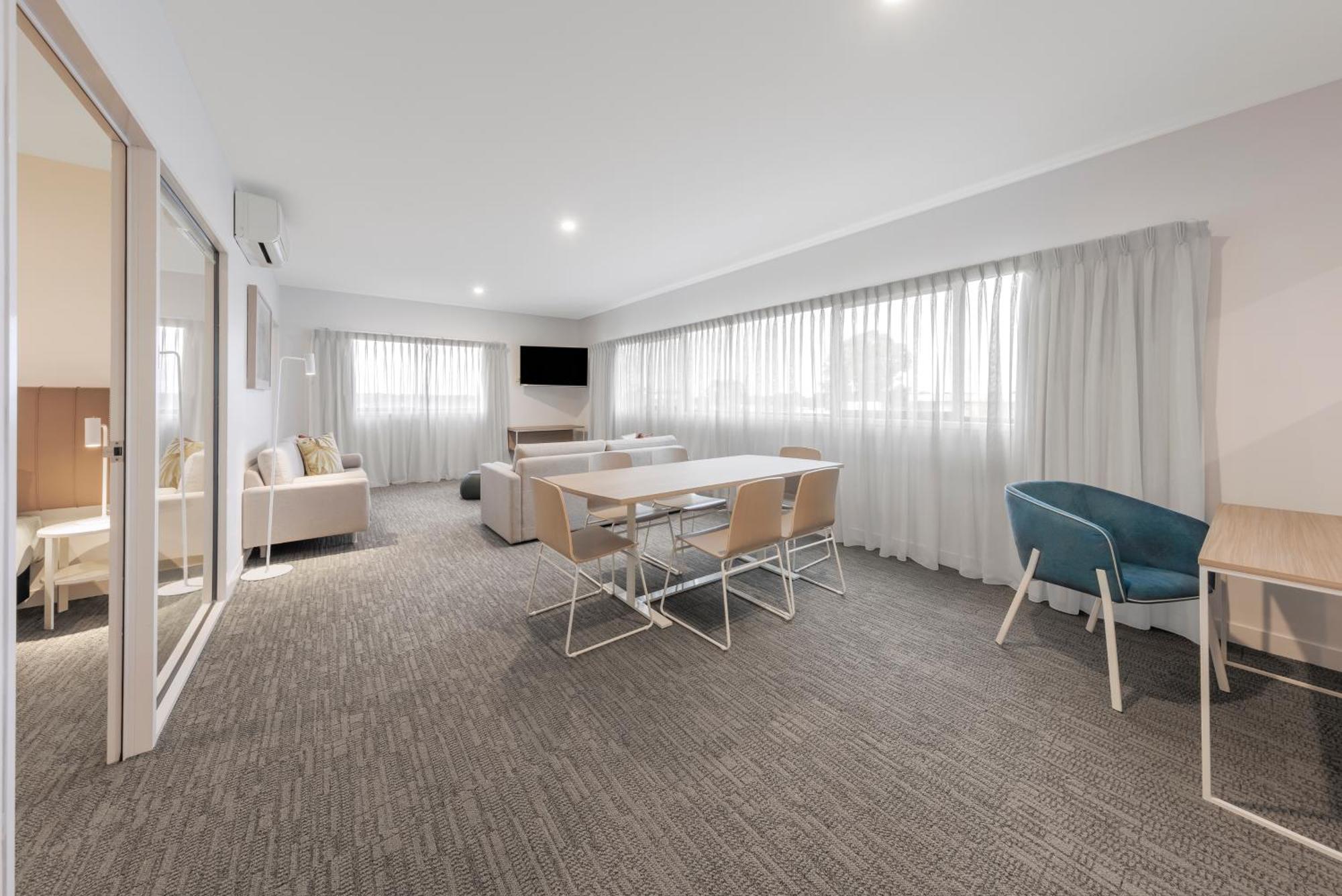 Quest Bundoora Aparthotel Мелбърн Екстериор снимка